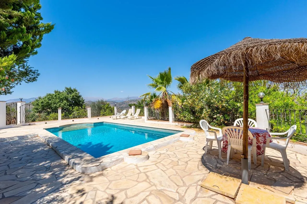 Country Villa In Peaceful Location Cutar