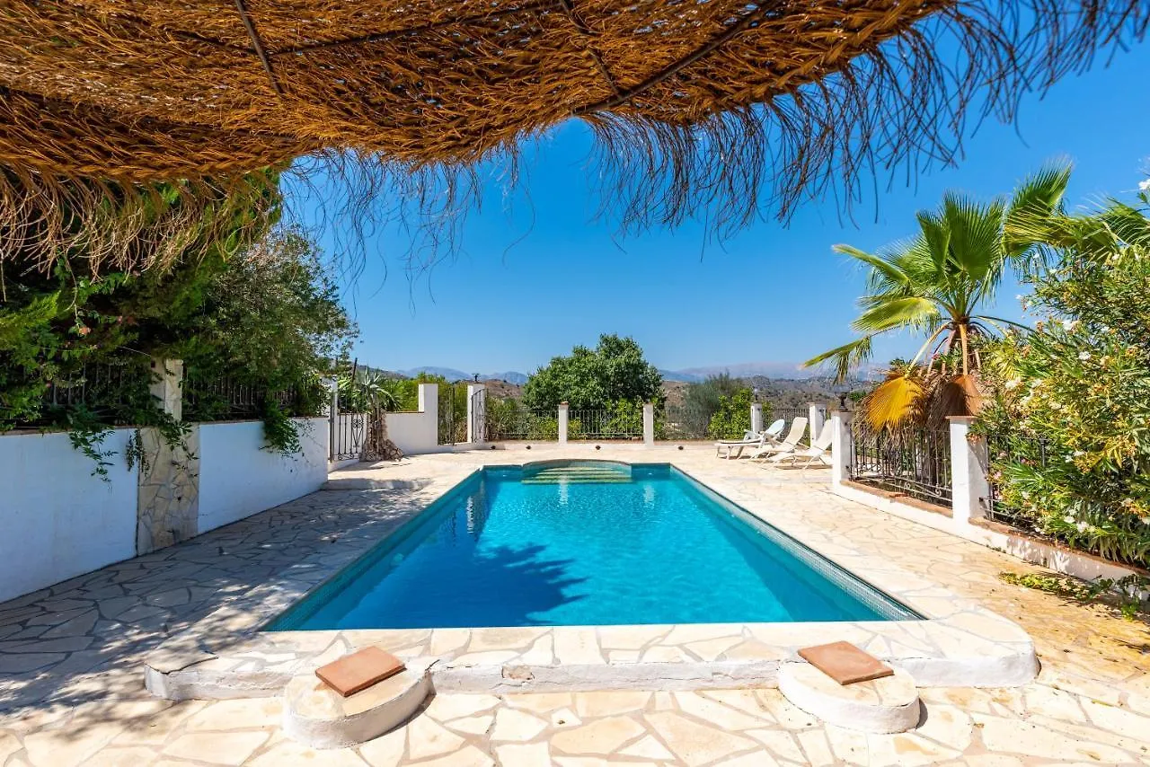 Country Villa In Peaceful Location Cutar