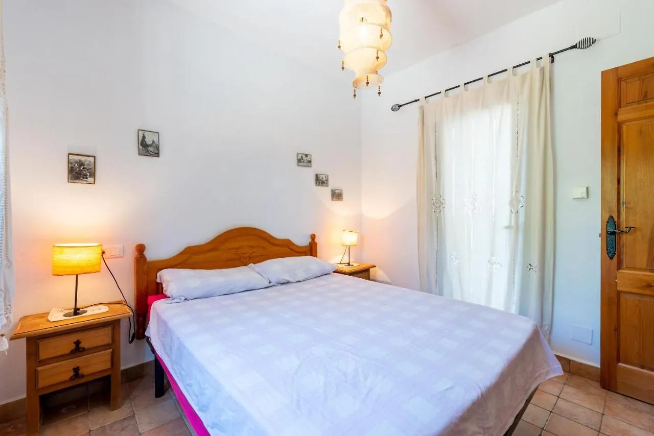 Country Villa In Peaceful Location Cutar