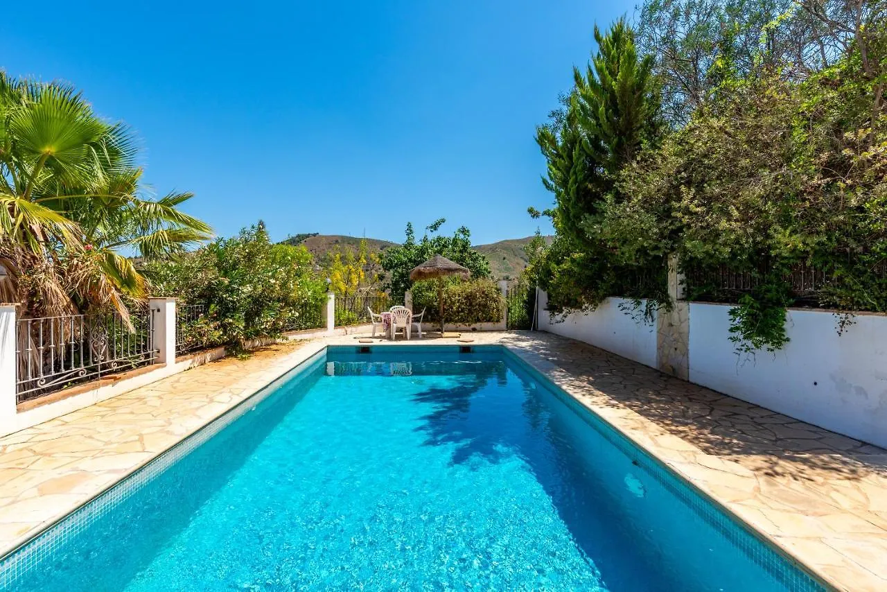 Country Villa In Peaceful Location Cutar 0*,
