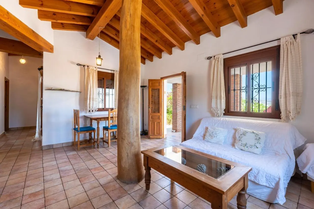 Country Villa In Peaceful Location Cutar