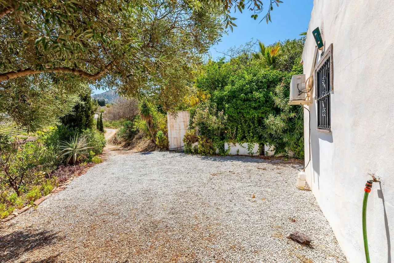 Country Villa In Peaceful Location Cutar