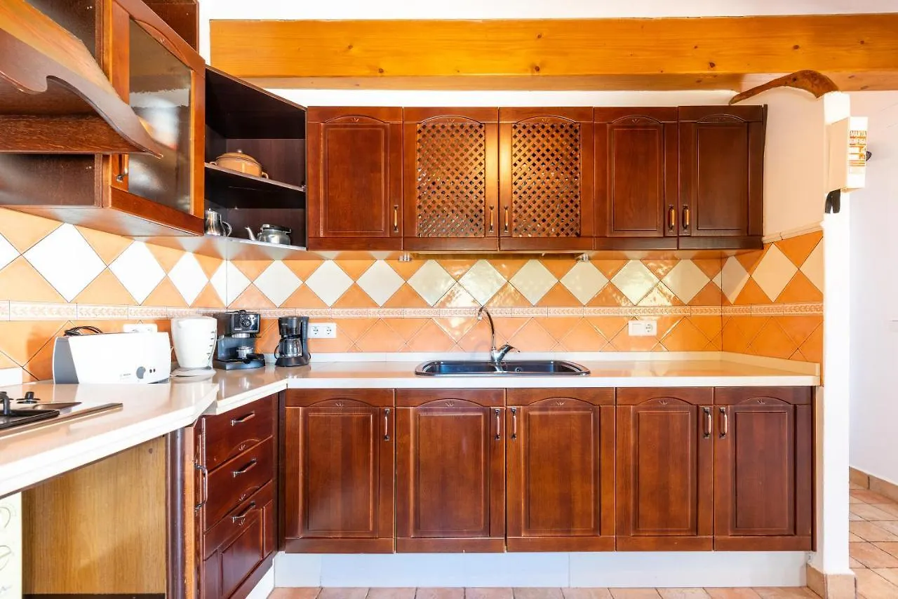 Country Villa In Peaceful Location Cutar