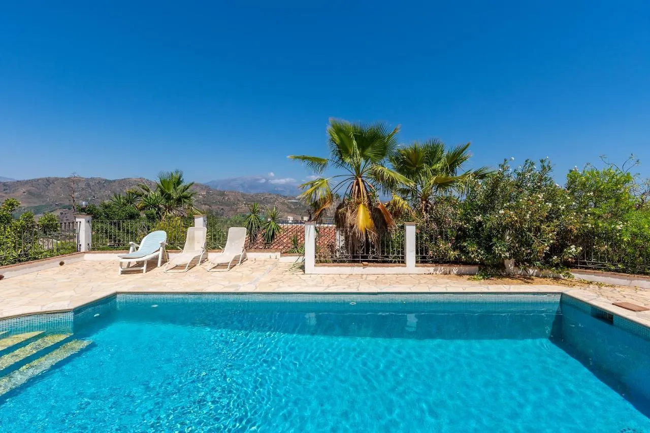 Country Villa In Peaceful Location Cutar